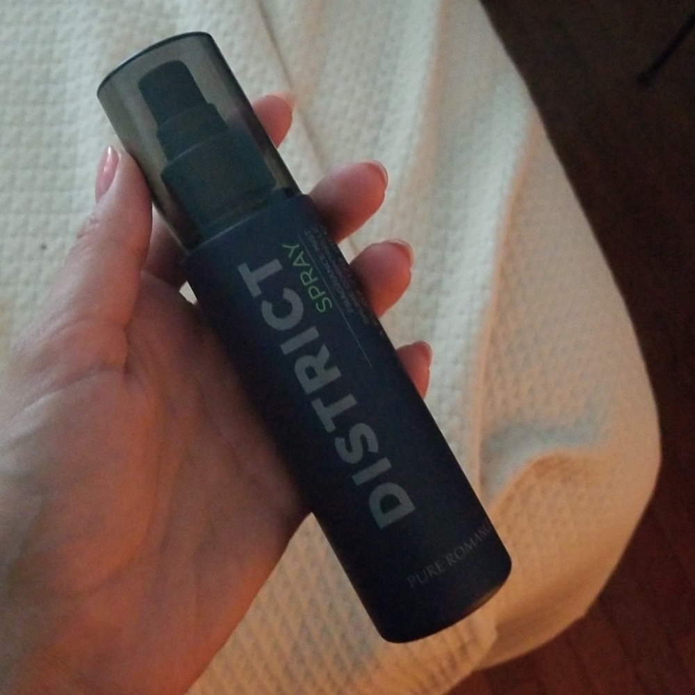 Pure Romance District men's body spray